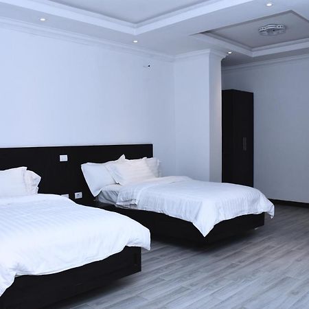 Yellow Apple Hotel Addis Abeba Exterior foto
